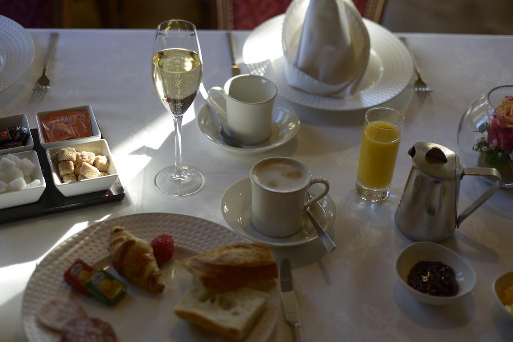 Logis Hotel Restaurant Au Boeuf Rouge Niederschaeffolsheim ภายนอก รูปภาพ