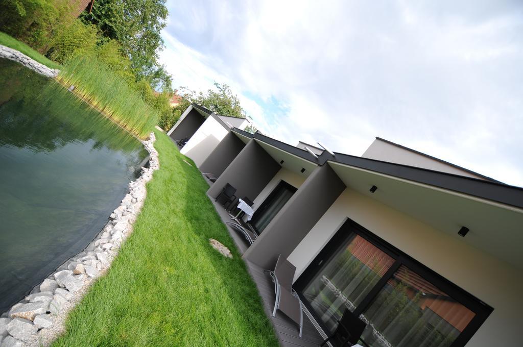 Logis Hotel Restaurant Au Boeuf Rouge Niederschaeffolsheim ภายนอก รูปภาพ