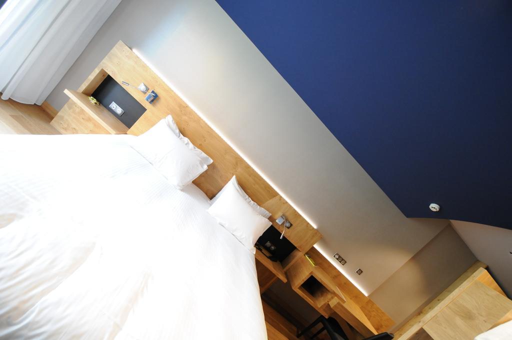 Logis Hotel Restaurant Au Boeuf Rouge Niederschaeffolsheim ภายนอก รูปภาพ