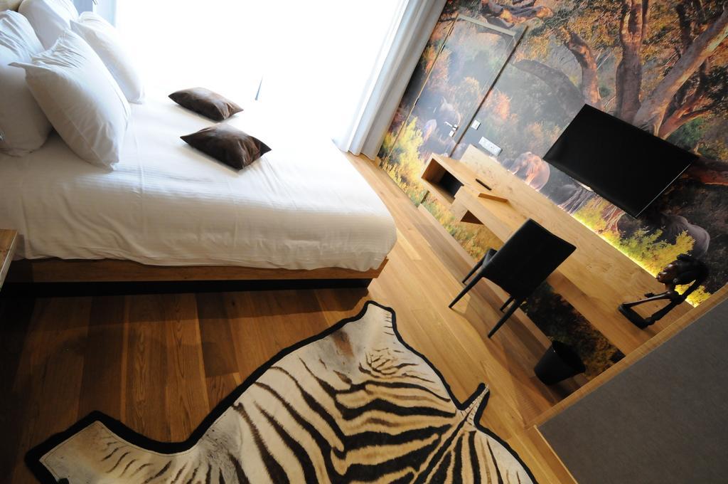 Logis Hotel Restaurant Au Boeuf Rouge Niederschaeffolsheim ภายนอก รูปภาพ
