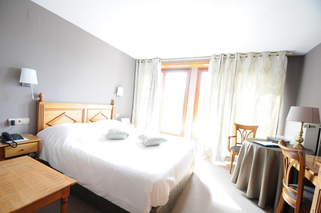 Logis Hotel Restaurant Au Boeuf Rouge Niederschaeffolsheim ภายนอก รูปภาพ