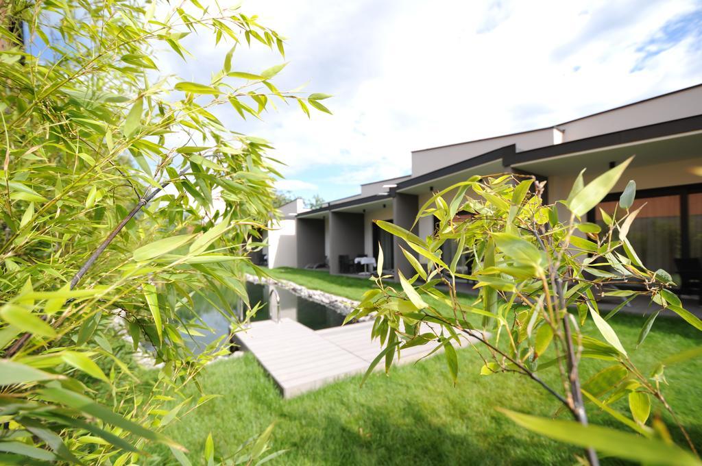 Logis Hotel Restaurant Au Boeuf Rouge Niederschaeffolsheim ภายนอก รูปภาพ