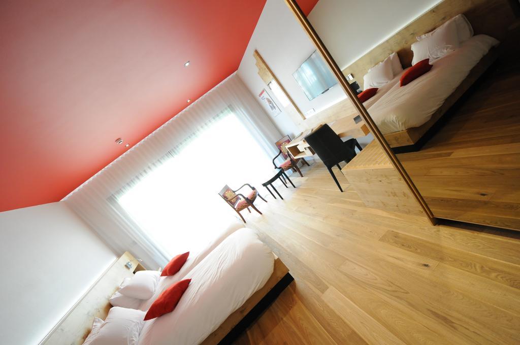 Logis Hotel Restaurant Au Boeuf Rouge Niederschaeffolsheim ภายนอก รูปภาพ