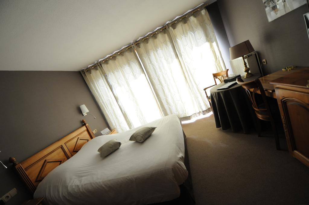 Logis Hotel Restaurant Au Boeuf Rouge Niederschaeffolsheim ภายนอก รูปภาพ